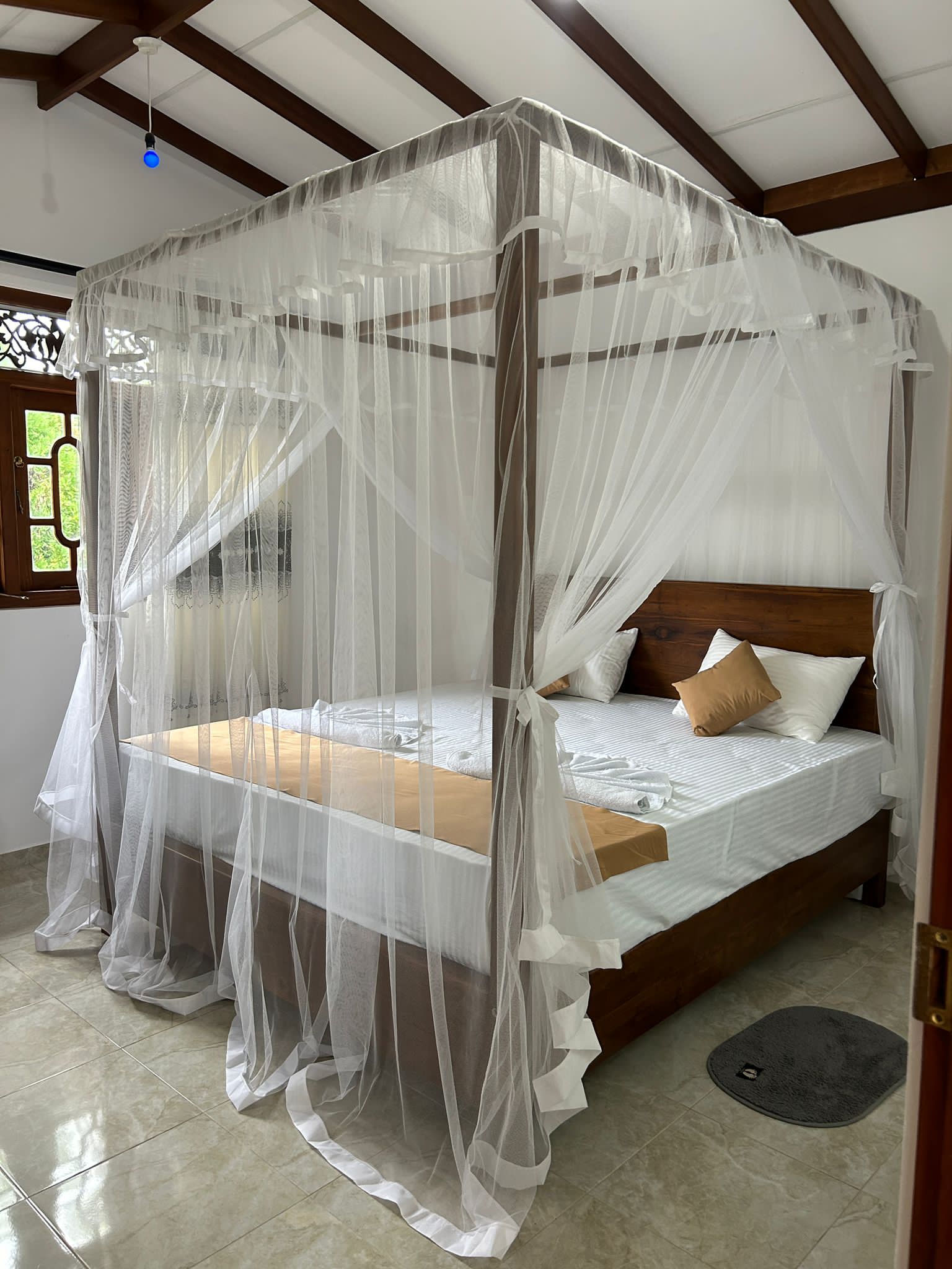 Bird_Watching_in_Sri_Lanka